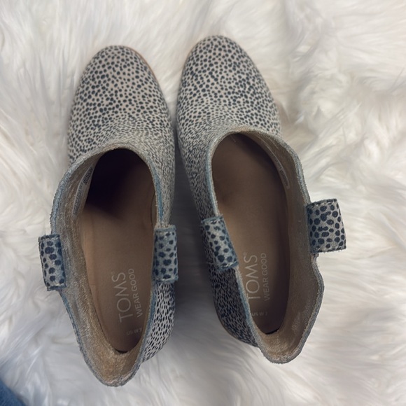 Toms animal print booties size 7 - Picture 4 of 8